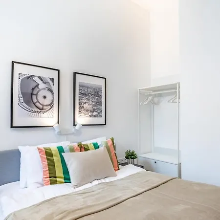 Very Charming - New -